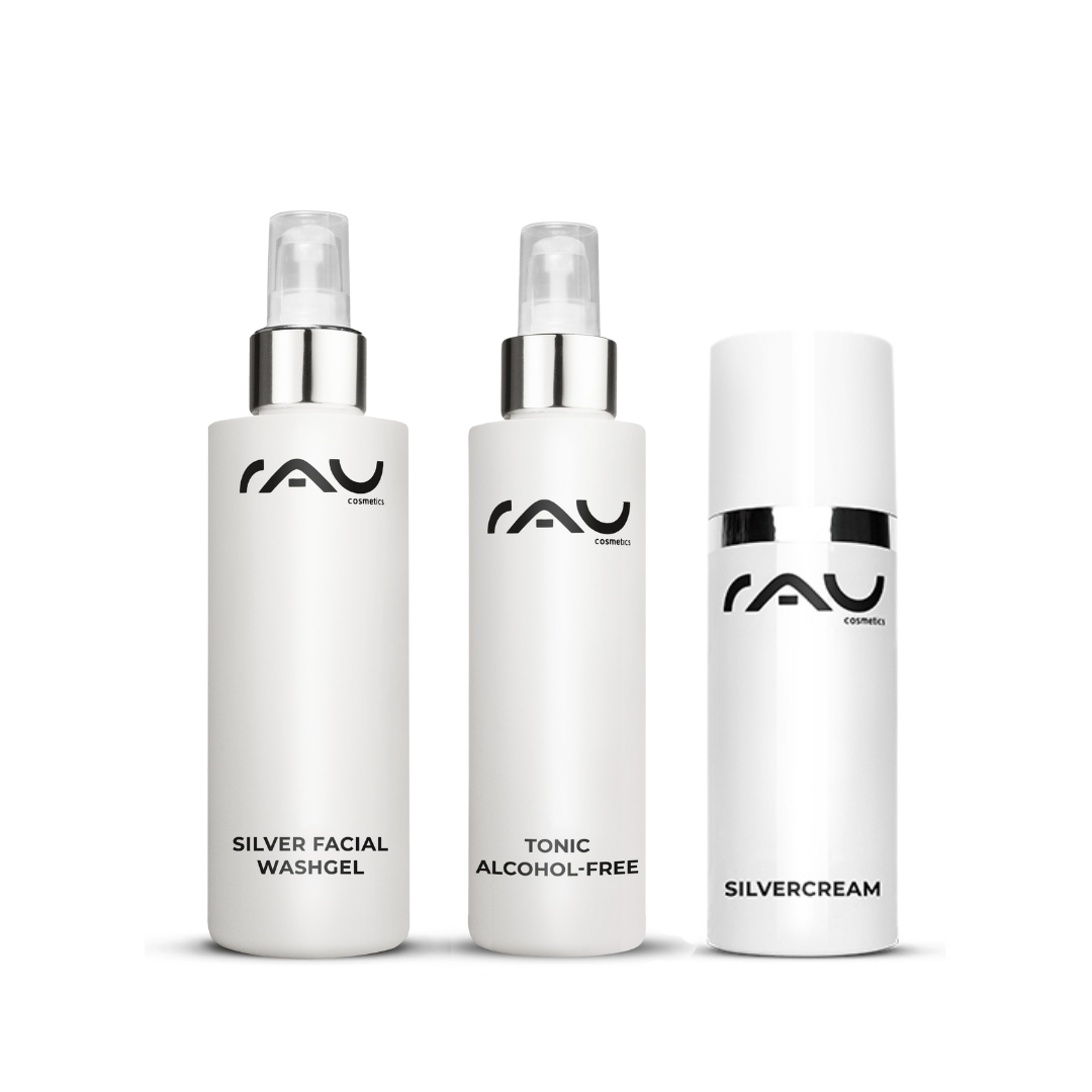 Basis Pflegeroutine für Couperose Basis Pflegeroutine für Couperose mit RAU Cosmetics Produkten: Silber Waschgel, alkoholfreies Tonic und Silbercreme in eleganter Verpackung.