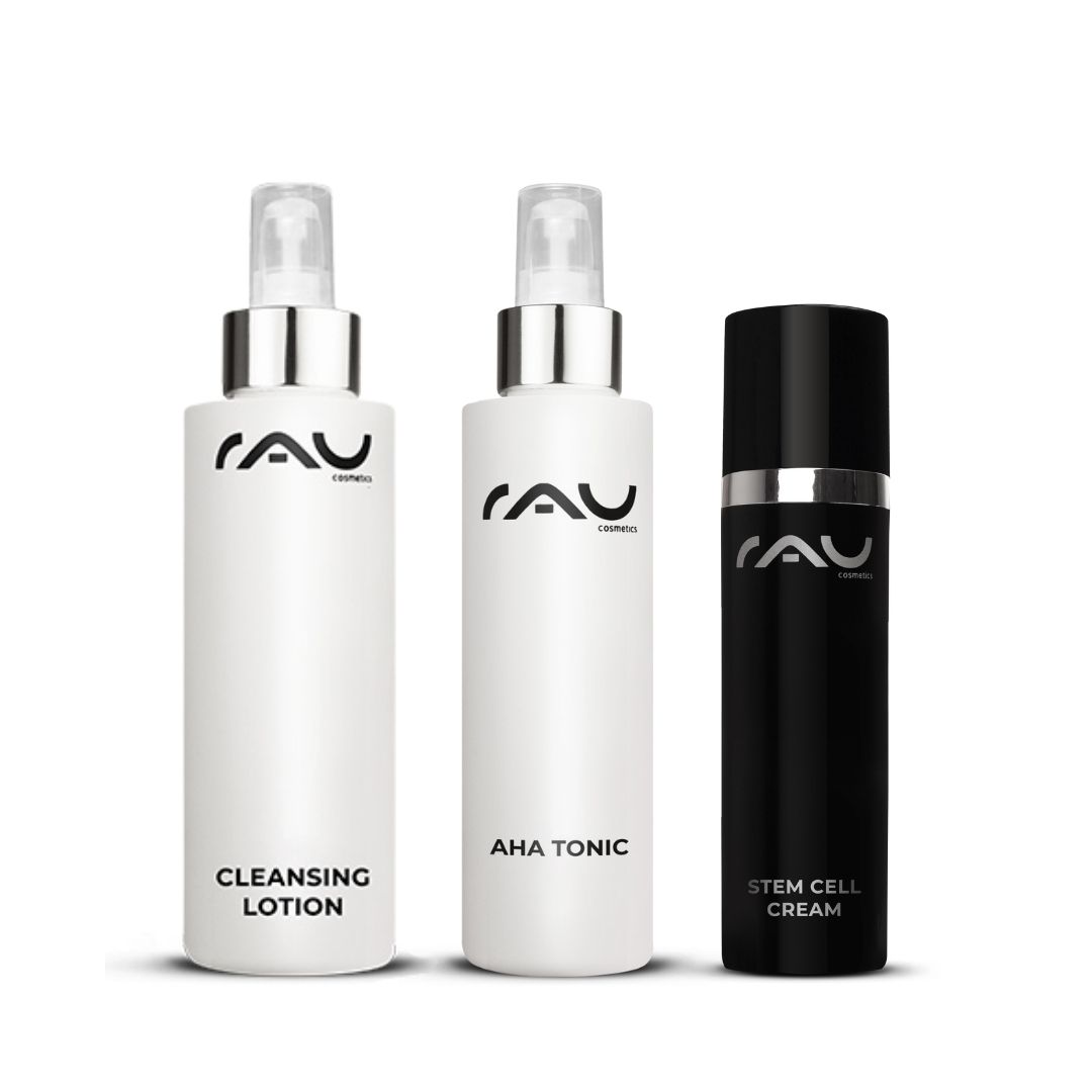Basic care routine for mature skin Basis Pflegeroutine für reife Haut von RAU Cosmetics, bestehend aus sanfter Reinigungslotion, regenerierendem AHA Tonic und Stem Cell Cream.